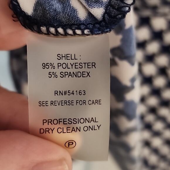 Calvin Klein Black/White/Blue Houndstooth Print Sleeveless Top/Shell, 1X - Picture 5 of 6